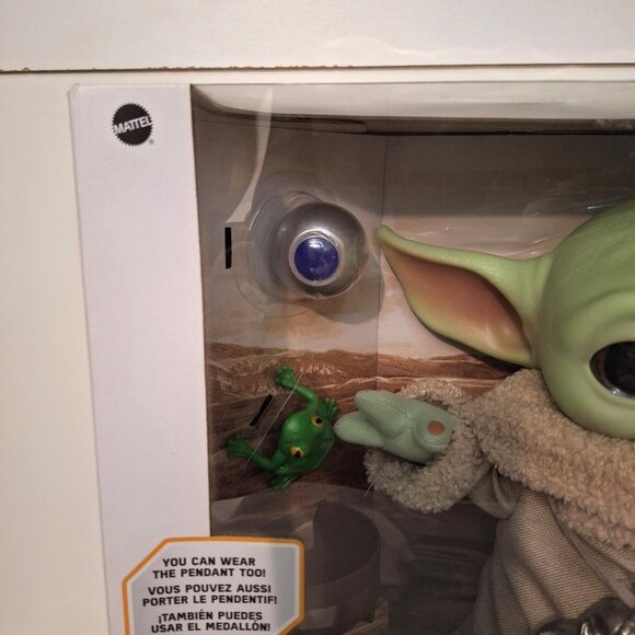 Star Wars Mandalorian The Child 11" Plush Baby Yoda W Accessories - Picture 7 of 10